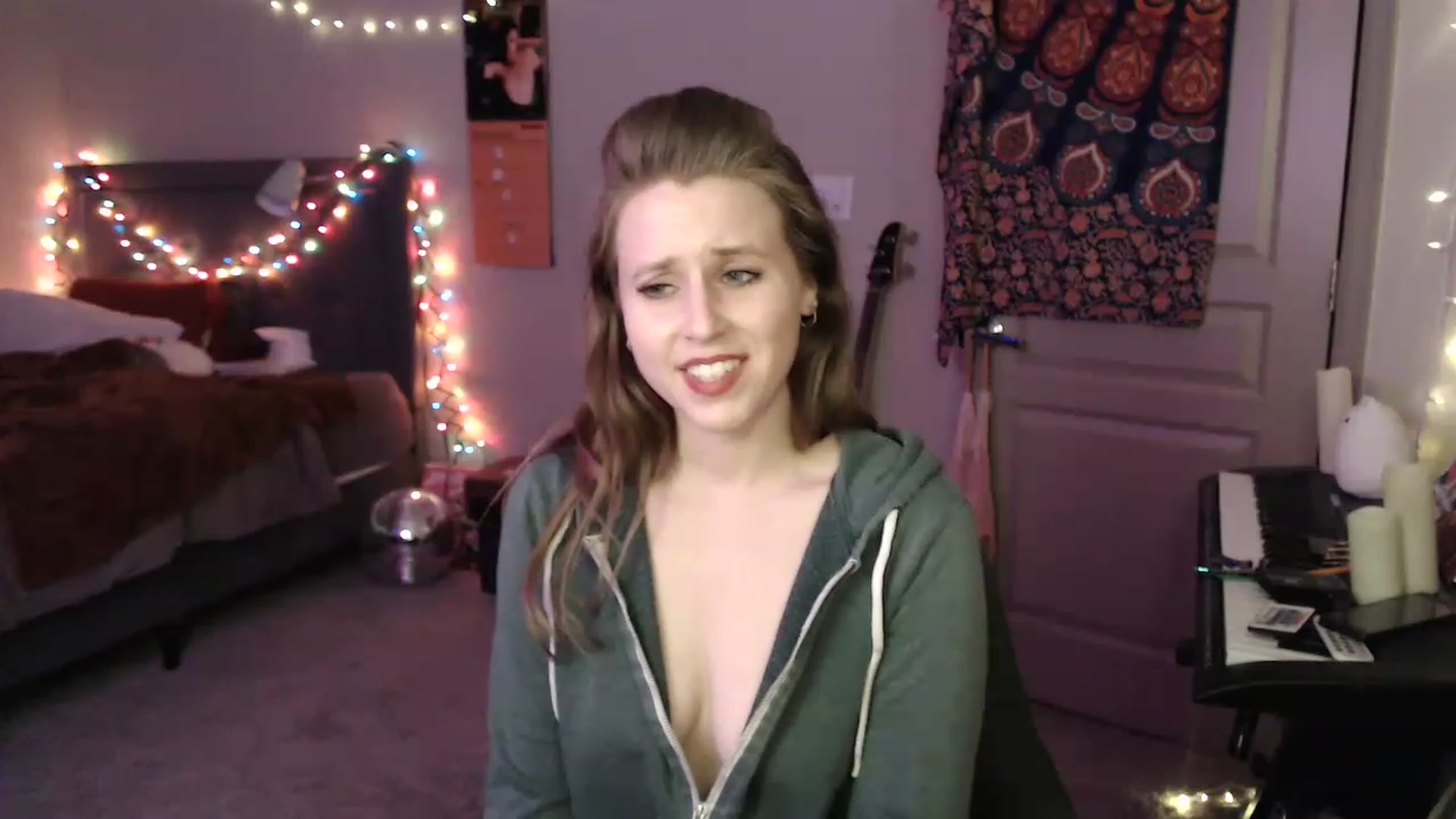 Gallery image thumbnail from Blake_Bardot's myfreecams stream on, 12/11/2022, 08:48 image 17 of 20