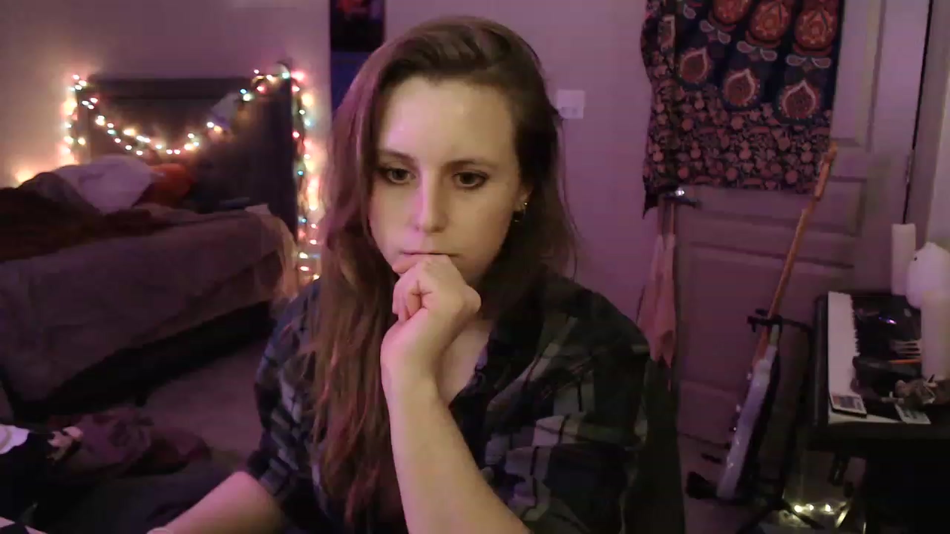 Gallery image thumbnail from Blake_Bardot's myfreecams stream on, 12/15/2022, 09:36 image 19 of 20