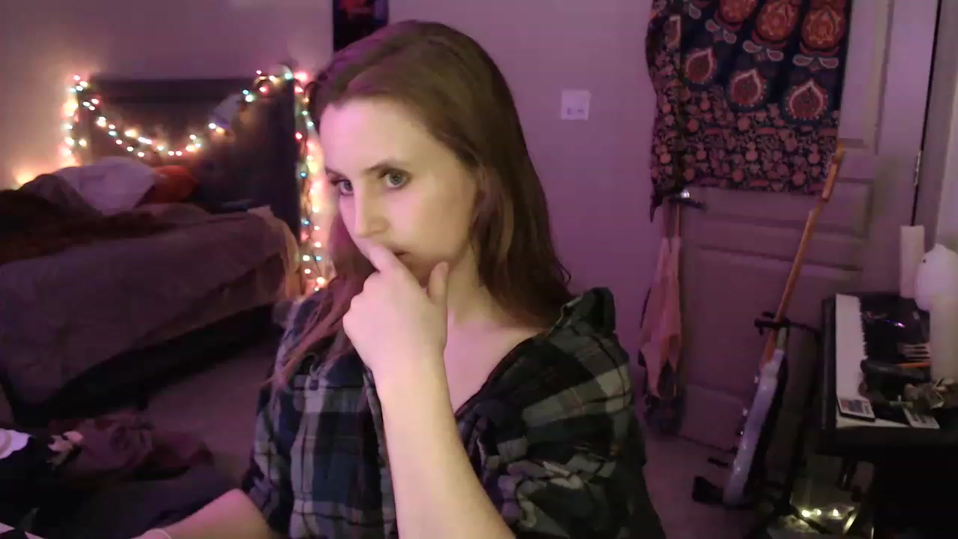 Gallery image thumbnail from Blake_Bardot's myfreecams stream on, 12/15/2022, 09:36 image 8 of 20
