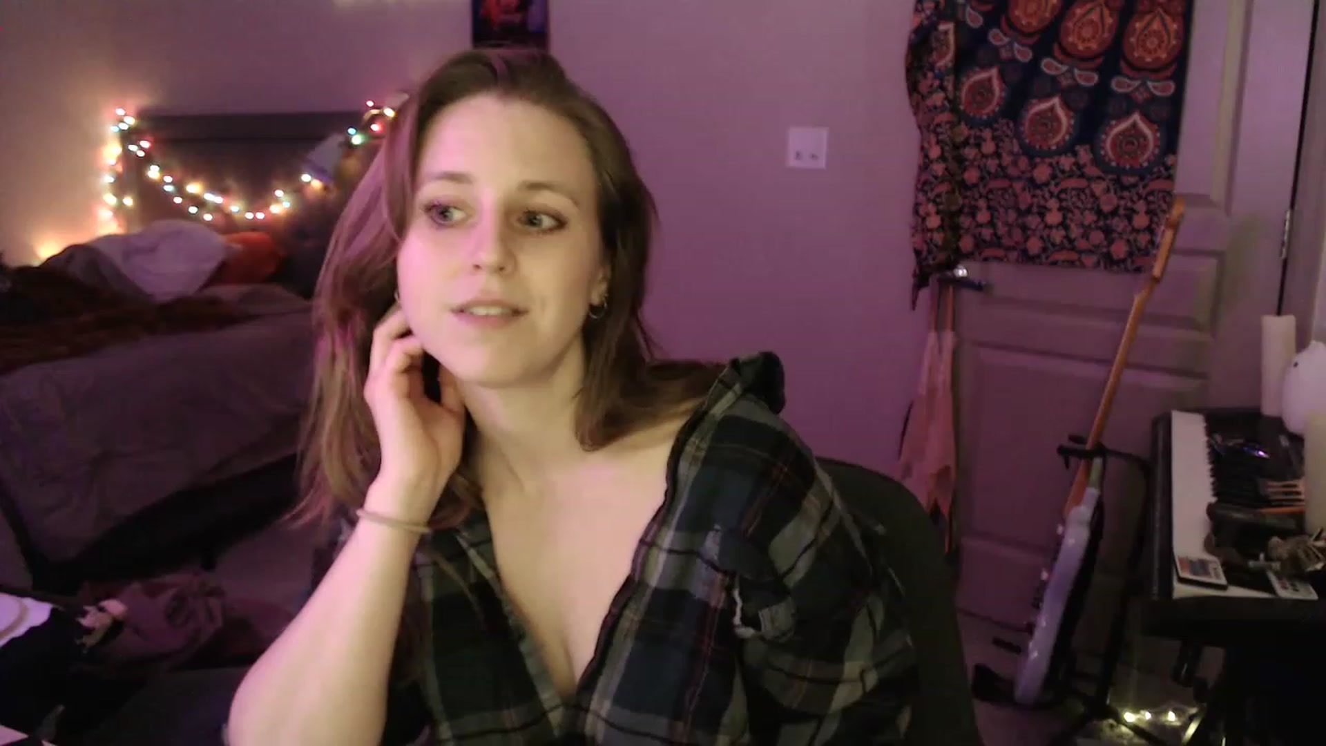 Gallery image thumbnail from Blake_Bardot's myfreecams stream on, 12/15/2022, 09:36 image 3 of 20