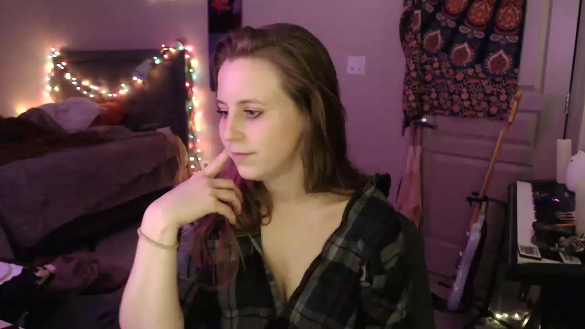 Gallery image thumbnail from Blake_Bardot's myfreecams stream on, 12/15/2022, 09:36 image 4 of 20