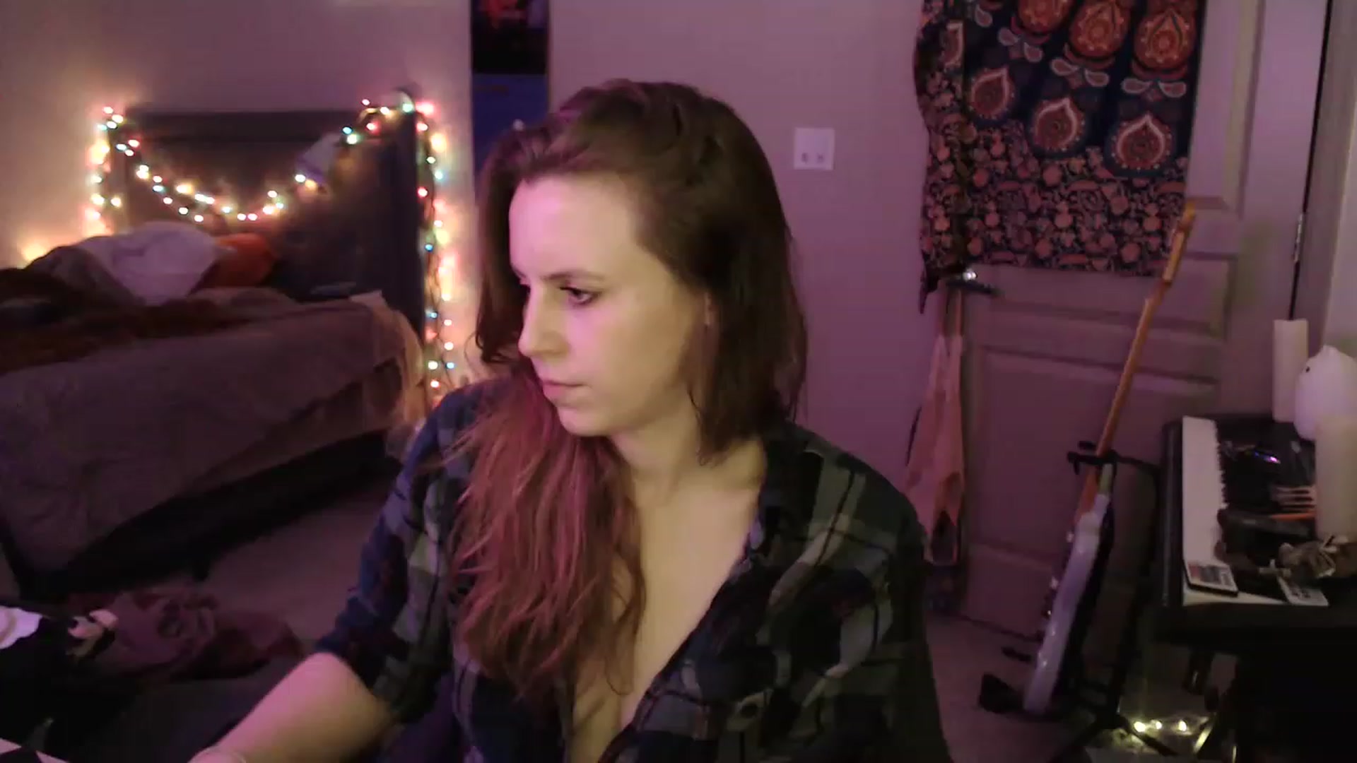 Gallery image thumbnail from Blake_Bardot's myfreecams stream on, 12/15/2022, 09:36 image 17 of 20