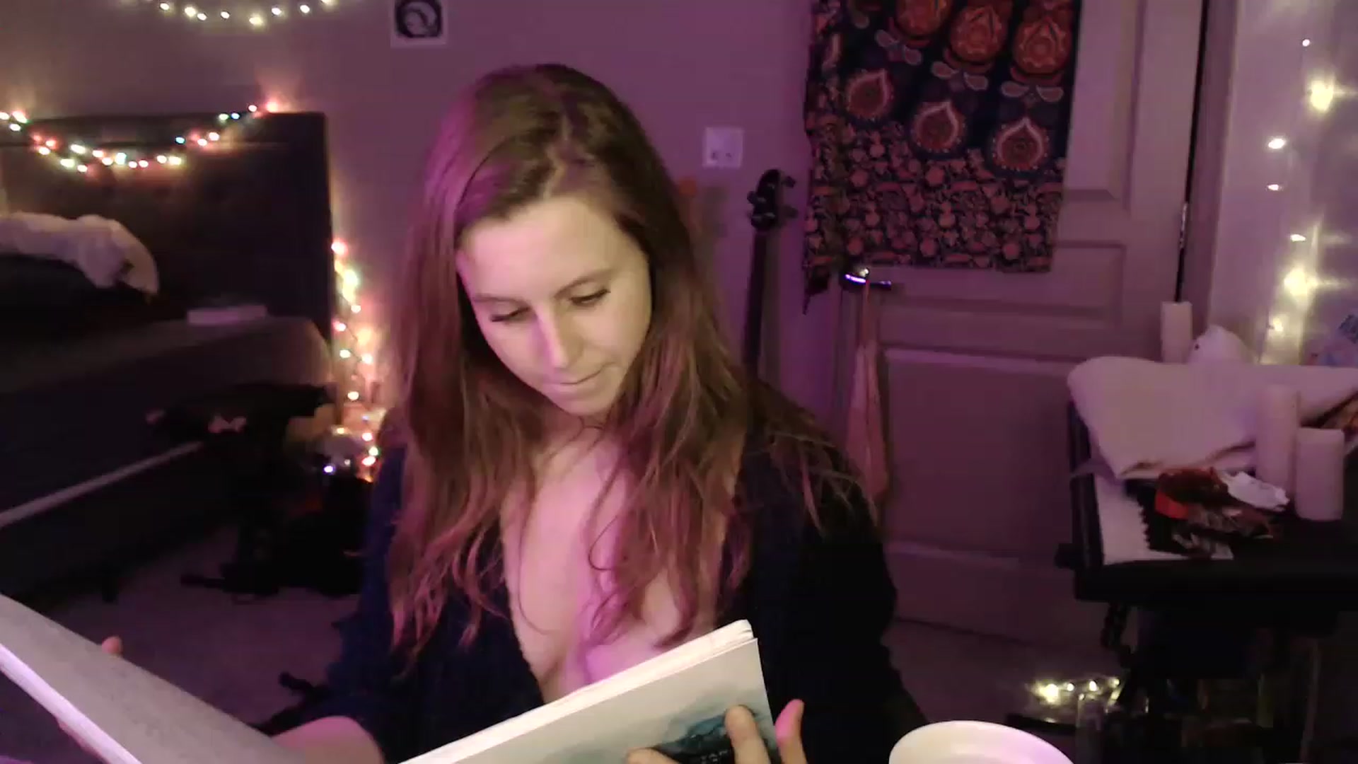 Gallery image thumbnail from Blake_Bardot's myfreecams stream on, 12/24/2022, 07:29 image 10 of 20