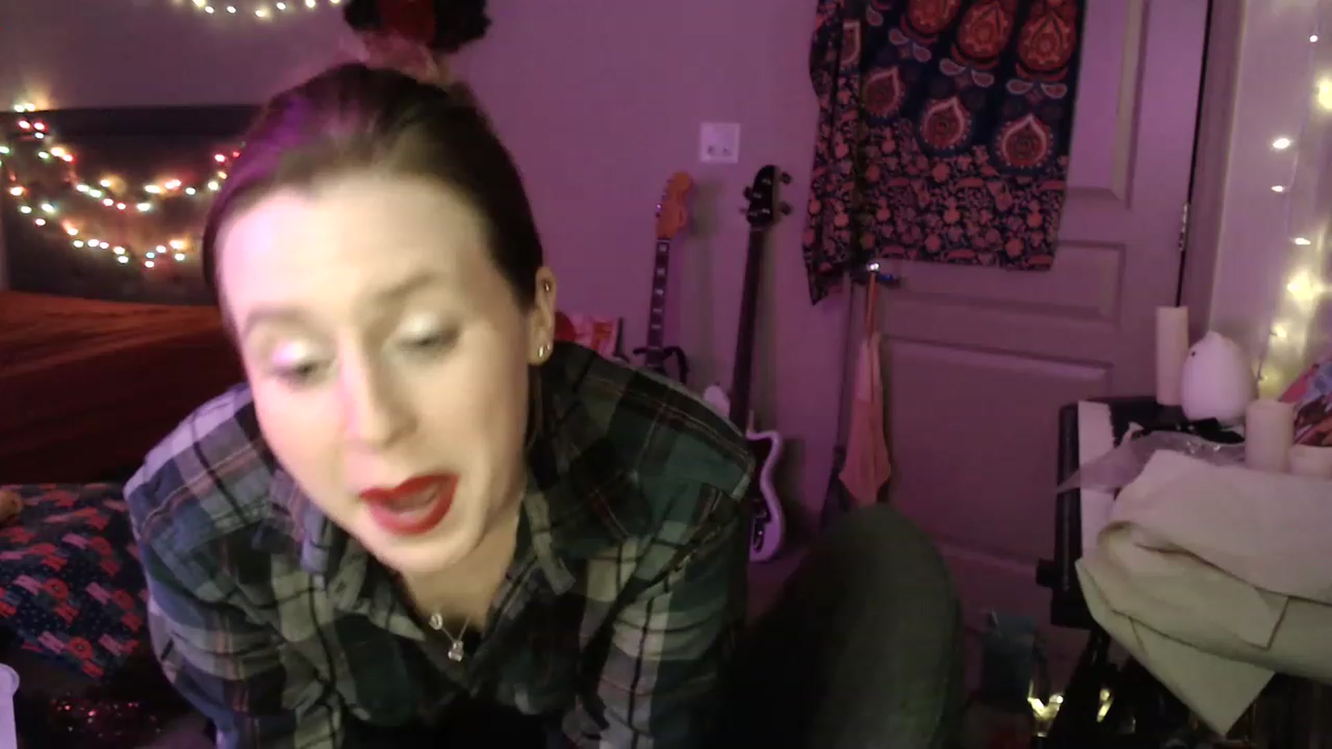 Gallery image thumbnail from Blake_Bardot's myfreecams stream on, 12/25/2022, 08:47 image 16 of 20