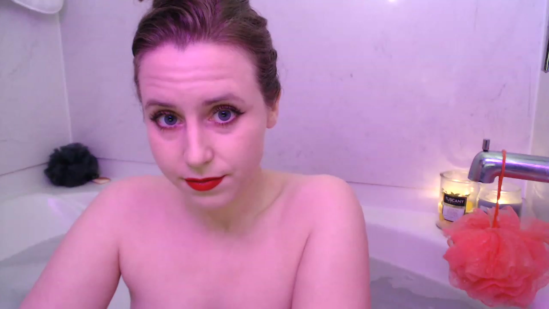Gallery image thumbnail from Blake_Bardot's myfreecams stream on, 01/01/2023, 08:15 image 11 of 20