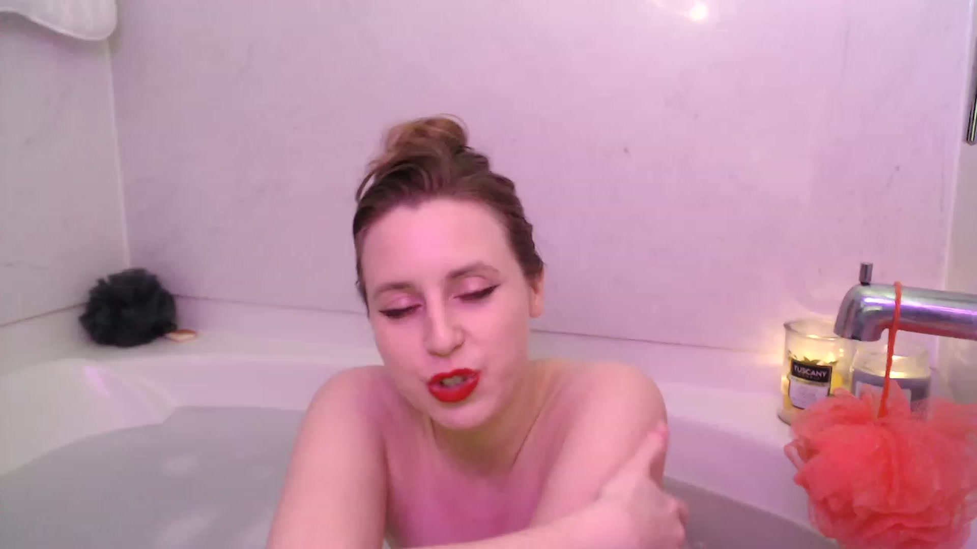 Gallery image thumbnail from Blake_Bardot's myfreecams stream on, 01/01/2023, 08:15 image 17 of 20
