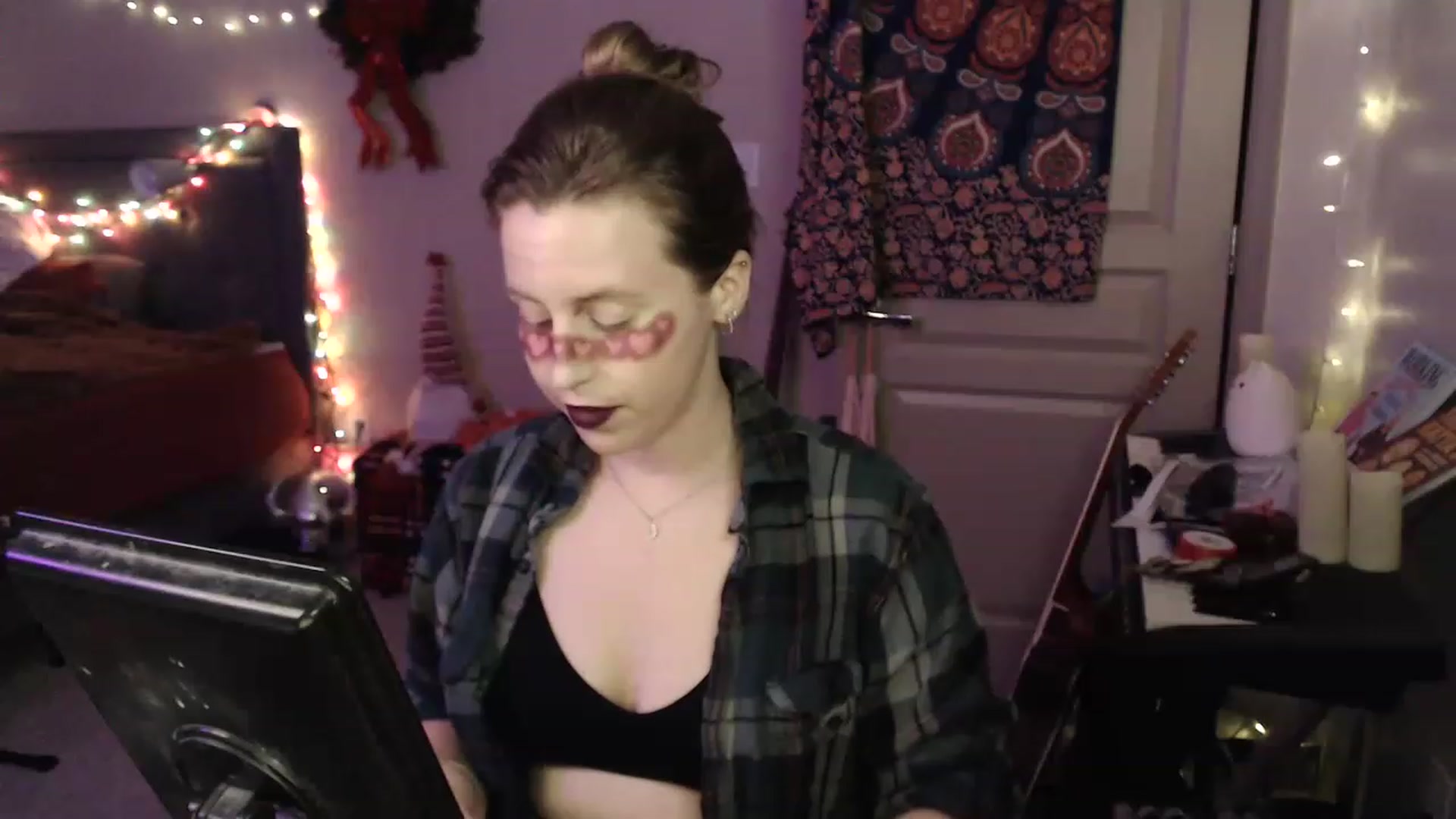 Gallery image thumbnail from Blake_Bardot's myfreecams stream on, 01/06/2023, 08:32 image 5 of 20
