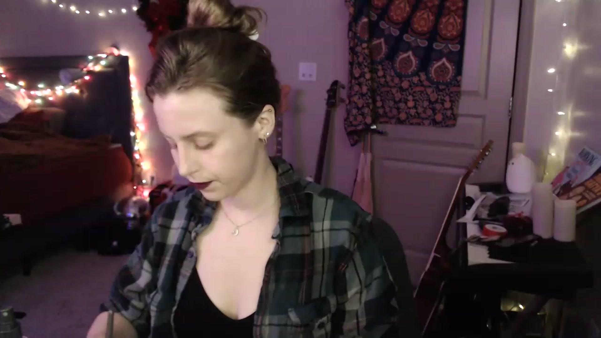 Gallery image thumbnail from Blake_Bardot's myfreecams stream on, 01/06/2023, 08:32 image 18 of 20