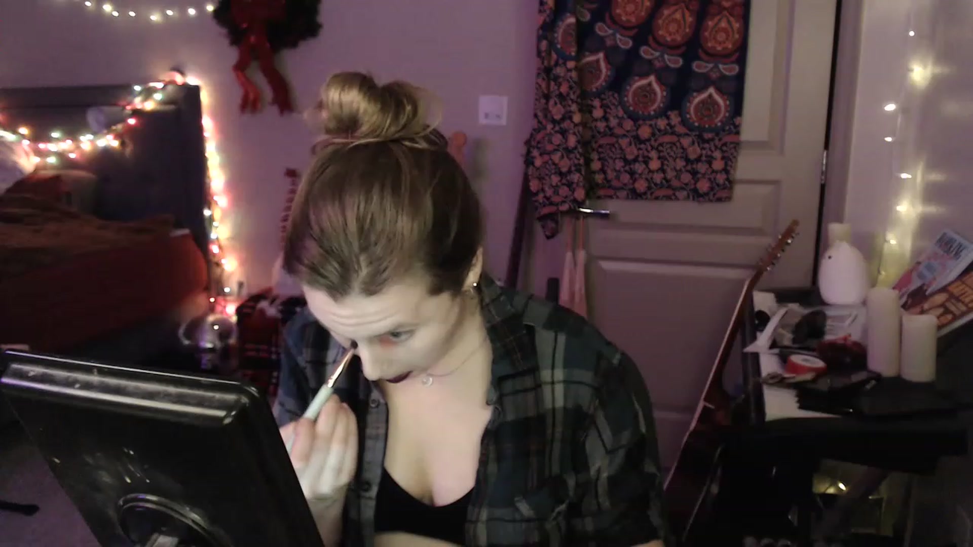 Gallery image thumbnail from Blake_Bardot's myfreecams stream on, 01/06/2023, 08:32 image 6 of 20