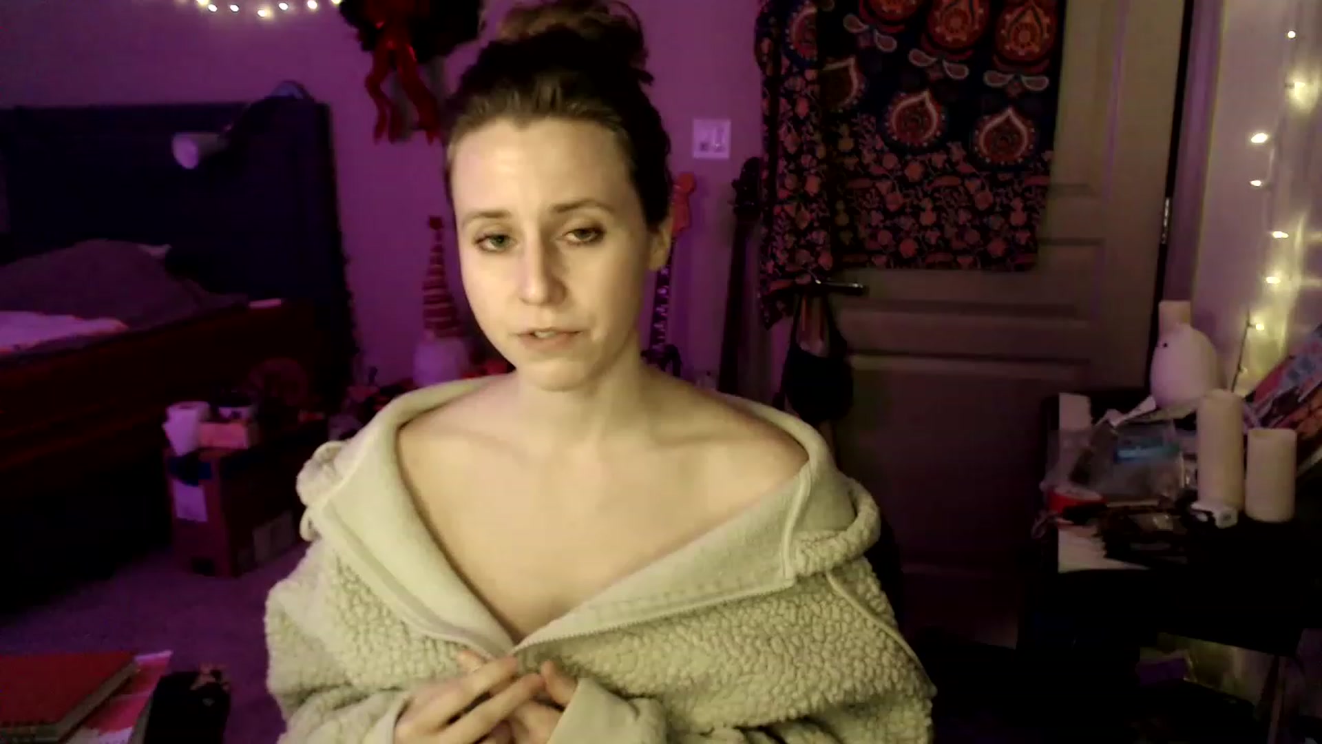 Gallery image thumbnail from Blake_Bardot's myfreecams stream on, 01/16/2023, 04:52 image 10 of 20