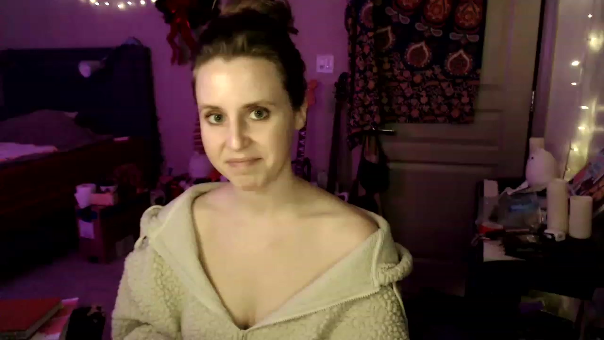 Gallery image thumbnail from Blake_Bardot's myfreecams stream on, 01/16/2023, 04:52 image 9 of 20