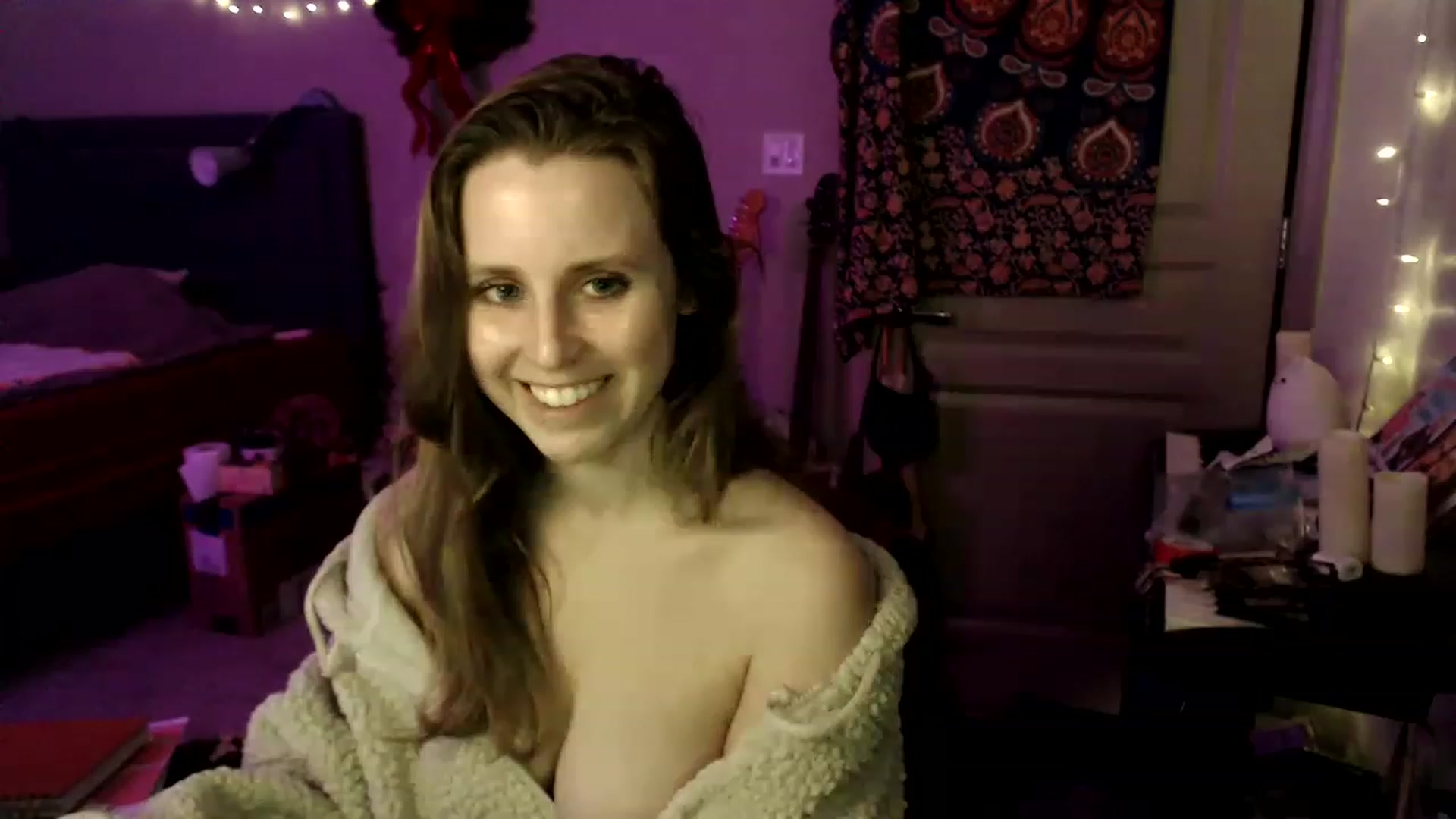 Gallery image thumbnail from Blake_Bardot's myfreecams stream on, 01/16/2023, 04:52 image 6 of 20