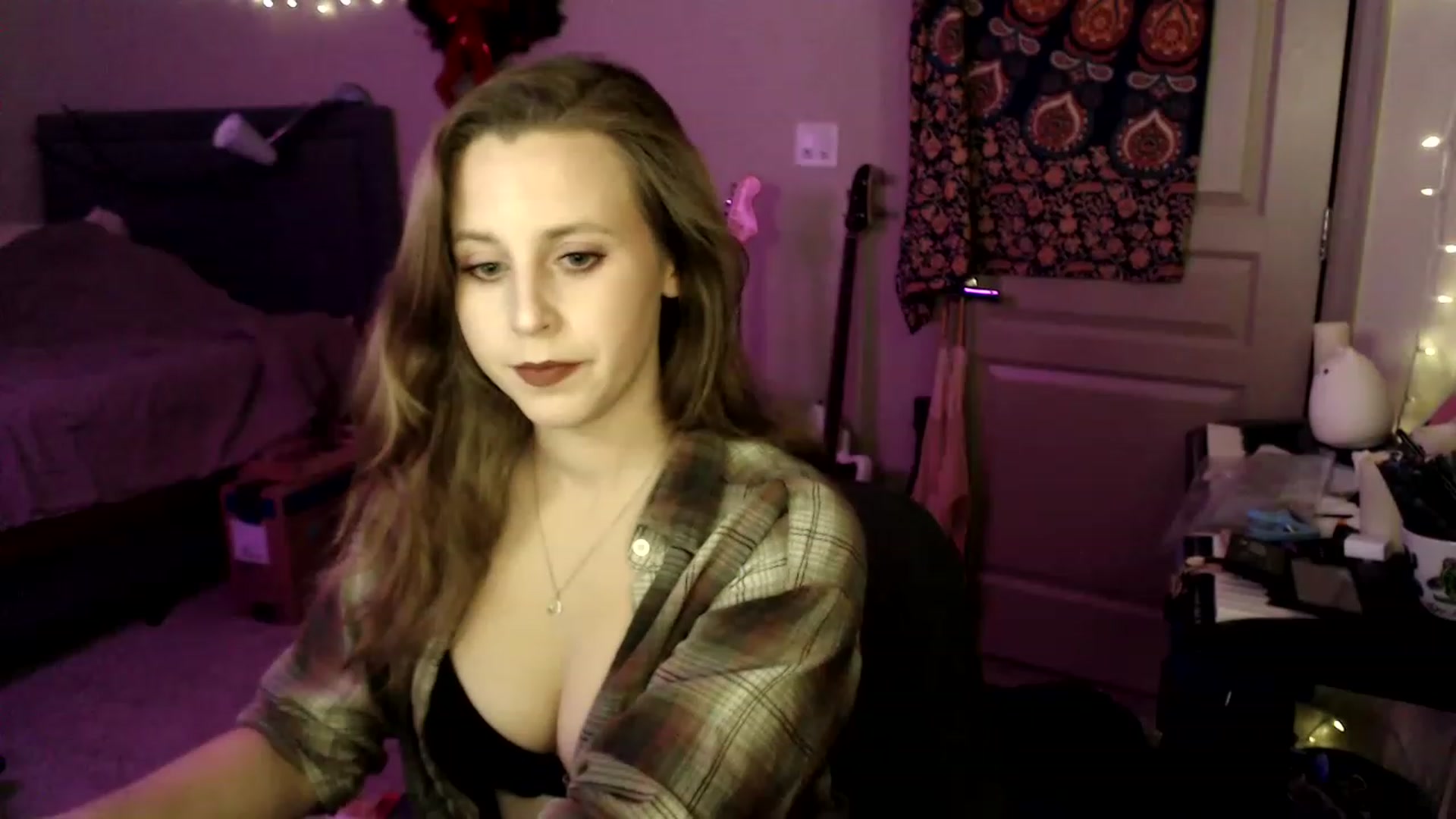 Gallery image thumbnail from Blake_Bardot's myfreecams stream on, 01/29/2023, 03:09 image 5 of 20