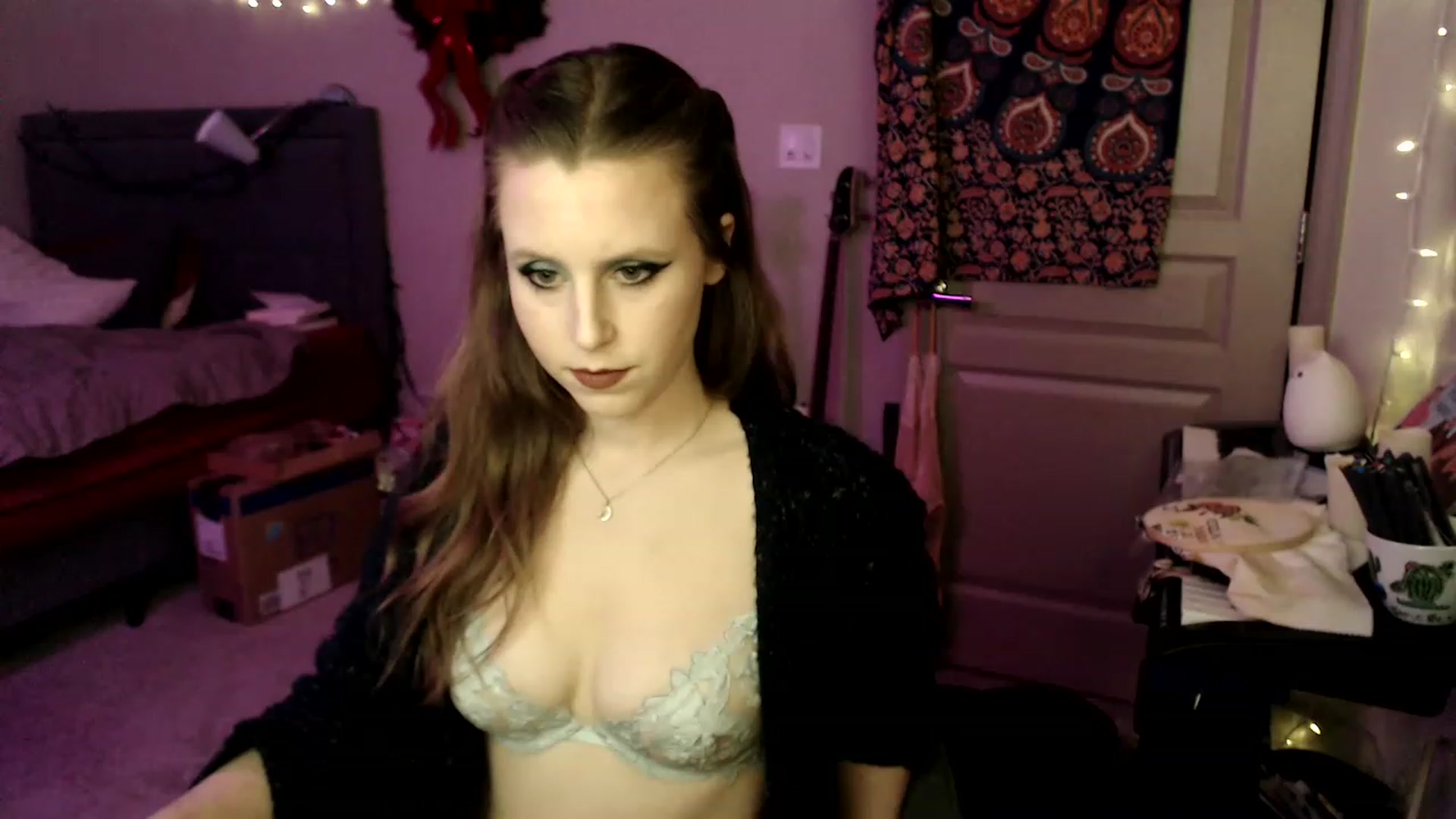 Gallery image thumbnail from Blake_Bardot's myfreecams stream on, 01/30/2023, 02:15 image 5 of 20