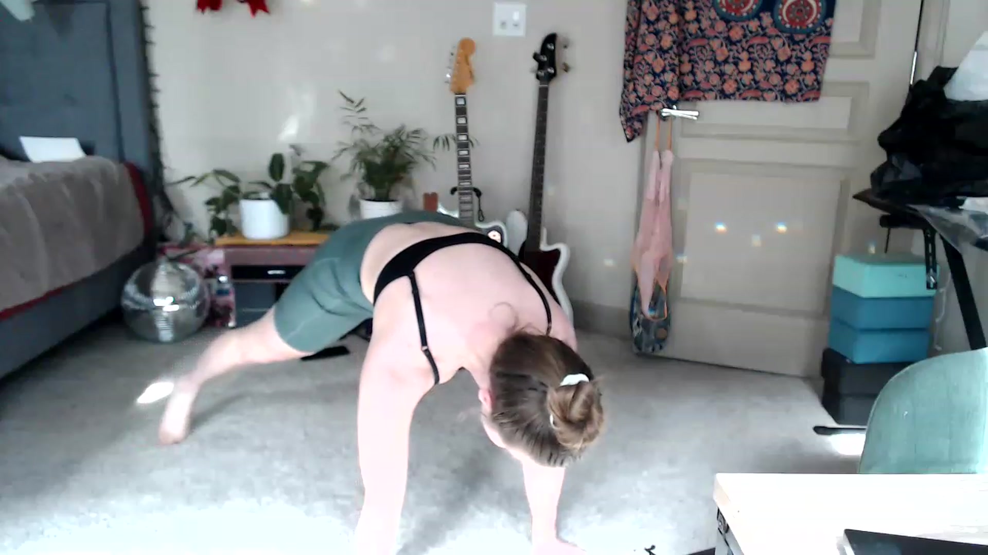 Gallery image thumbnail from Blake_Bardot's myfreecams stream on, 02/03/2023, 21:14 image 14 of 20