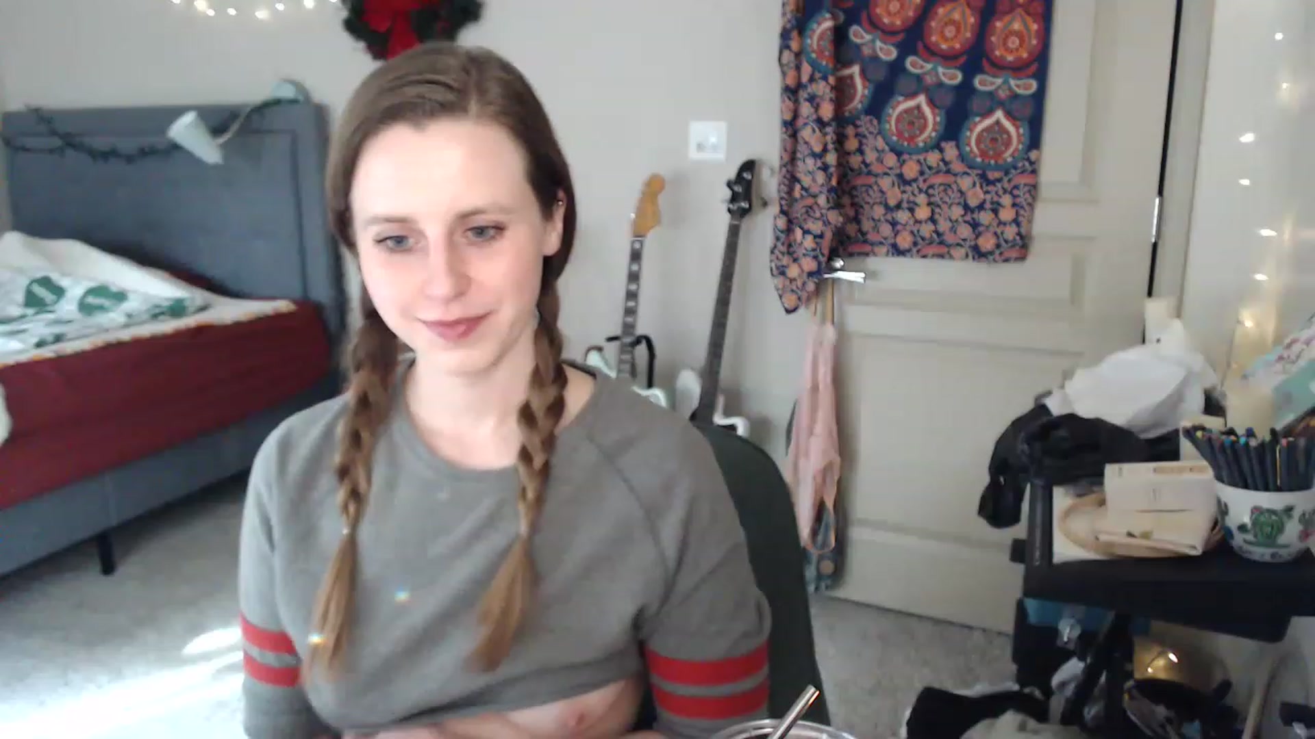 Gallery image thumbnail from Blake_Bardot's myfreecams stream on, 02/12/2023, 21:45 image 18 of 20