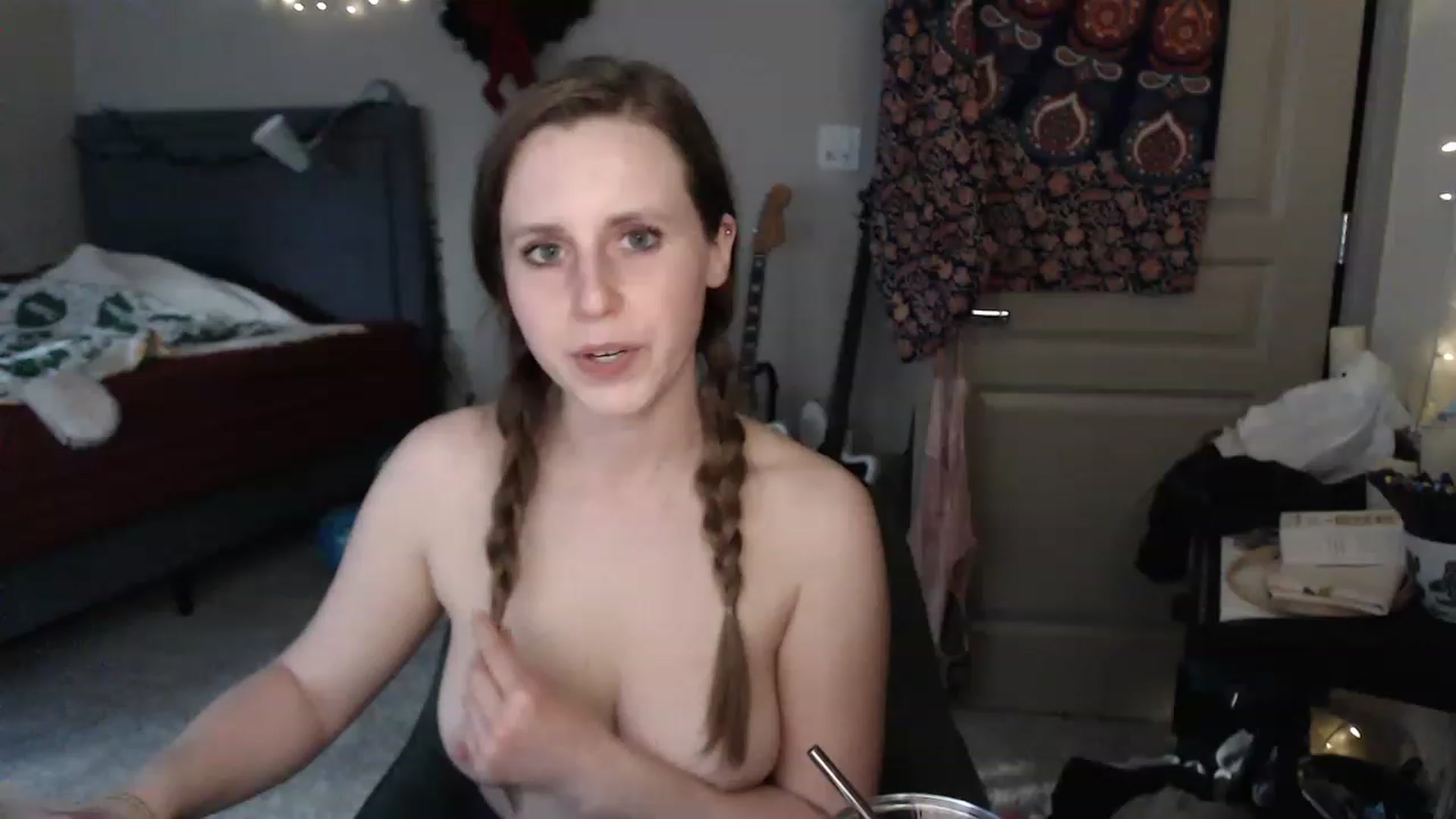 Gallery image thumbnail from Blake_Bardot's myfreecams stream on, 02/13/2023, 24:20 image 10 of 20