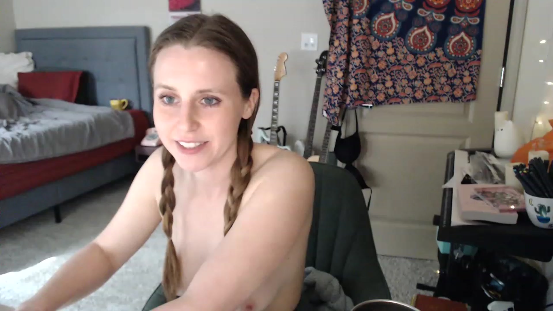 Gallery image thumbnail from Blake_Bardot's myfreecams stream on, 02/28/2023, 21:27 image 4 of 20