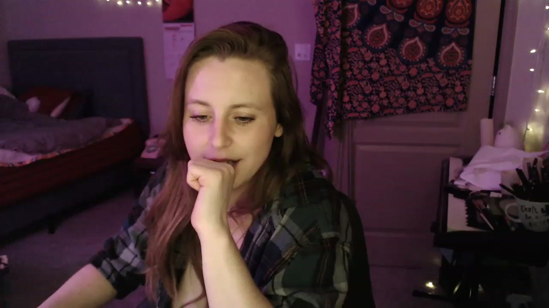 Gallery image thumbnail from Blake_Bardot's myfreecams stream on, 03/27/2023, 02:05 image 16 of 20