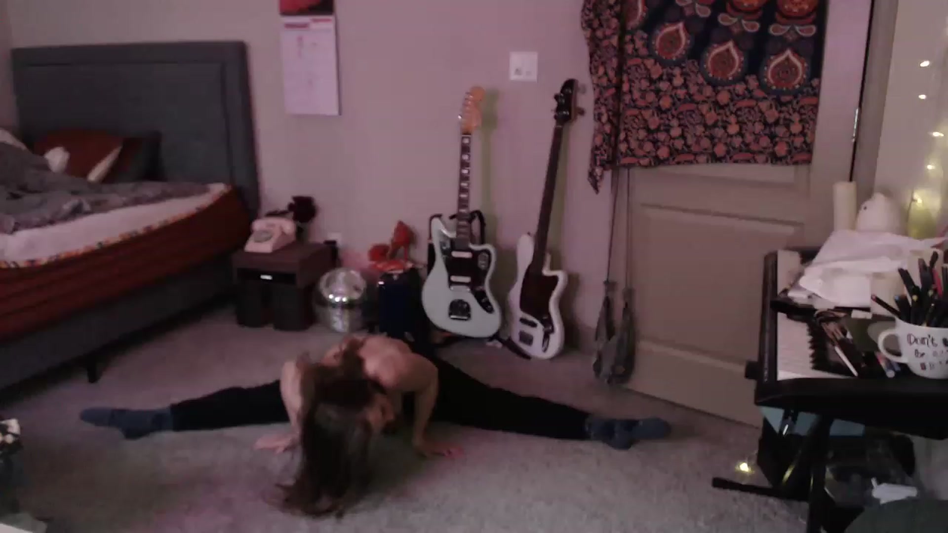 Gallery image thumbnail from Blake_Bardot's myfreecams stream on, 03/27/2023, 02:05 image 4 of 20