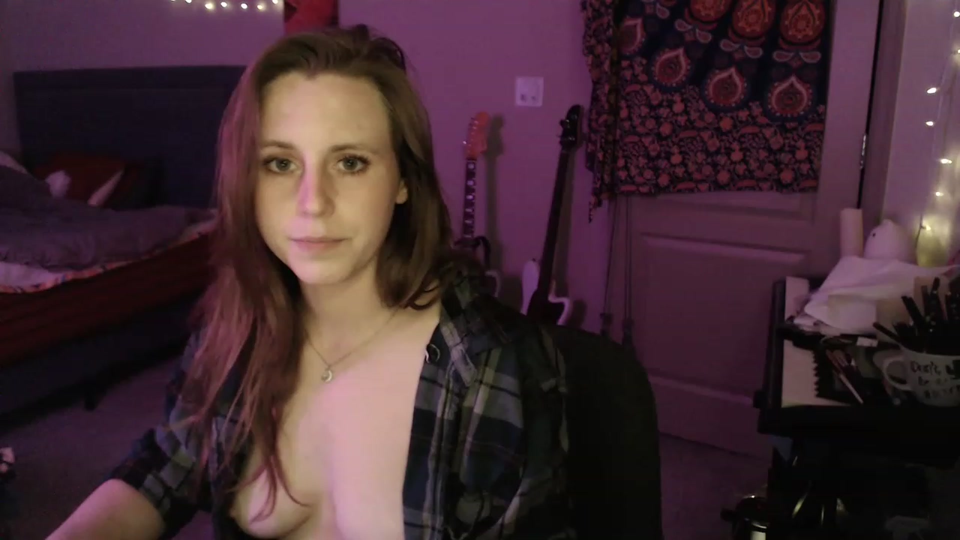 Gallery image thumbnail from Blake_Bardot's myfreecams stream on, 03/27/2023, 02:05 image 18 of 20