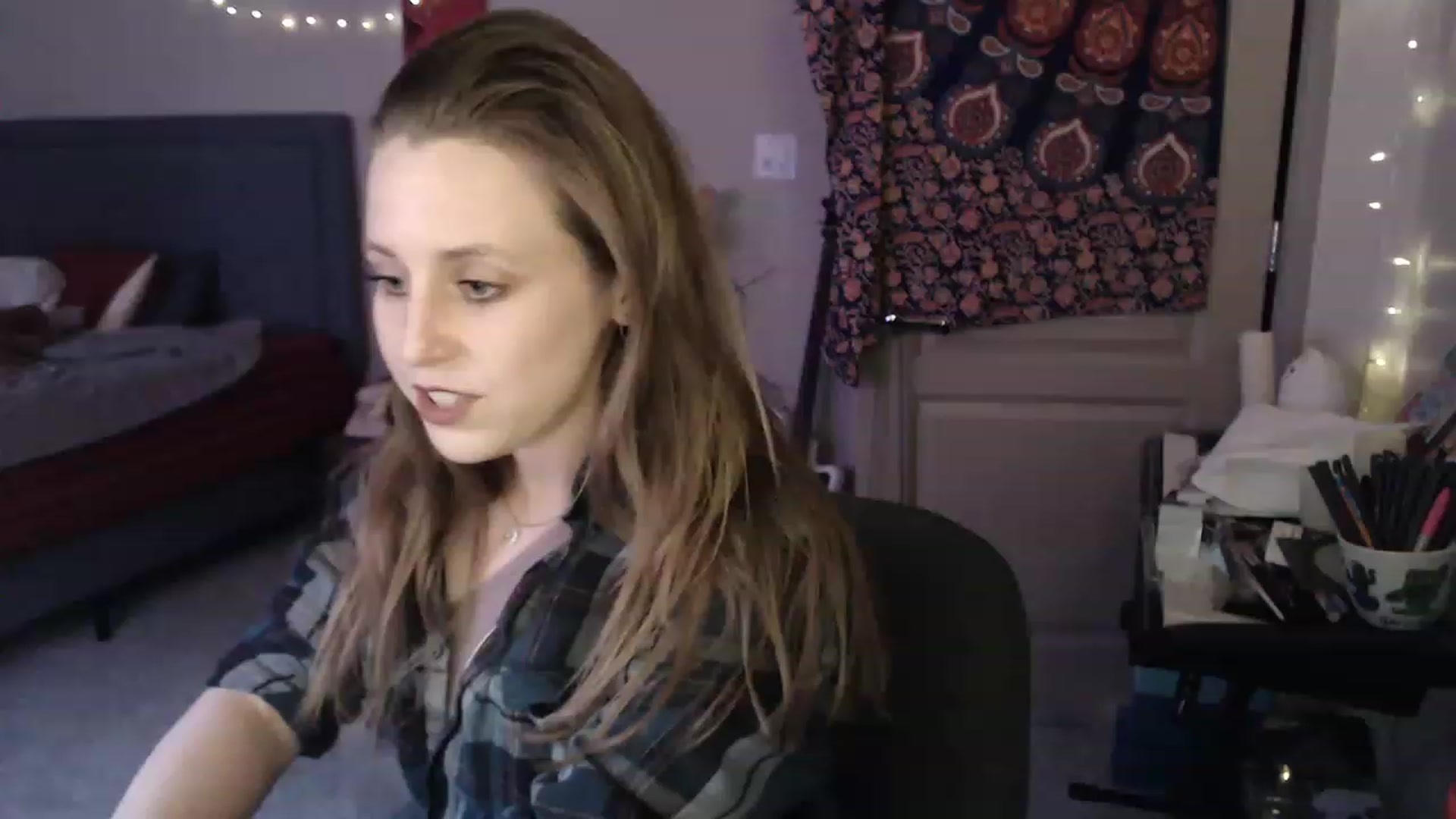 Gallery image thumbnail from Blake_Bardot's myfreecams stream on, 03/29/2023, 02:28 image 3 of 20