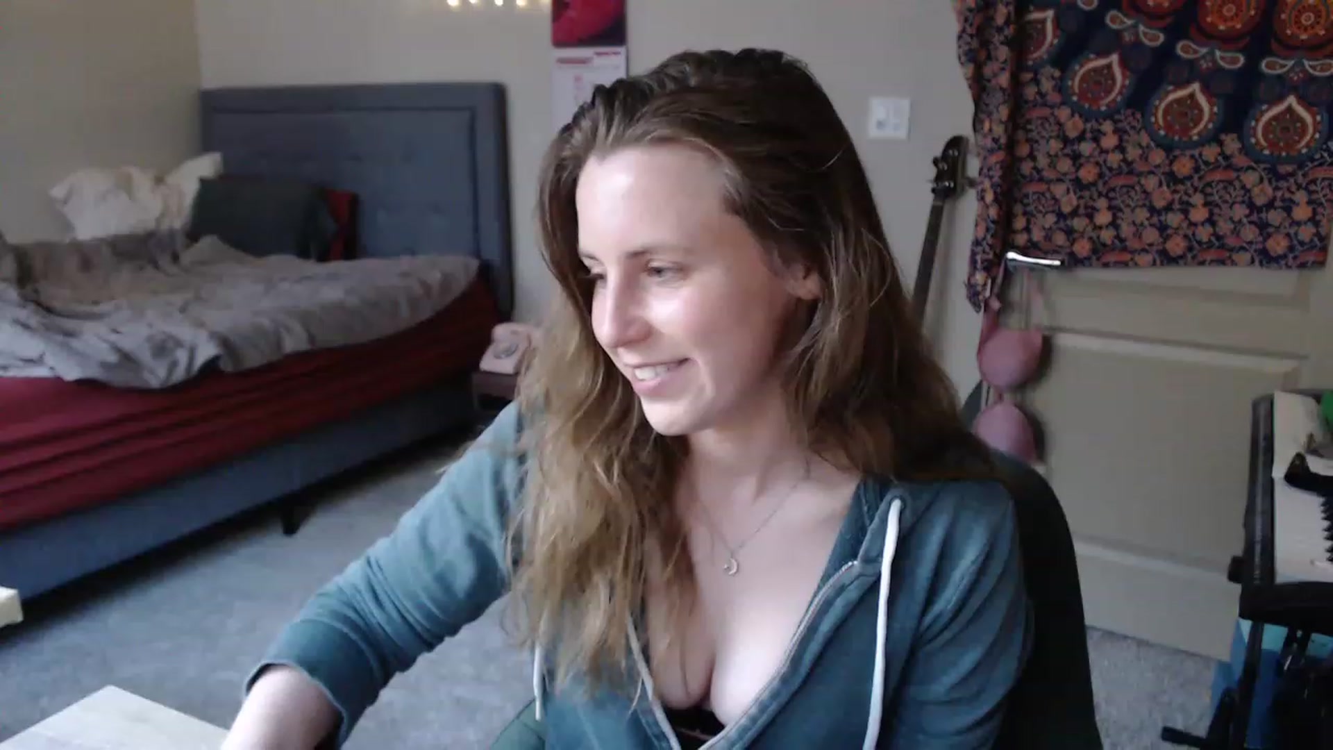 Gallery image thumbnail from Blake_Bardot's myfreecams stream on, 04/10/2023, 01:56 image 7 of 20