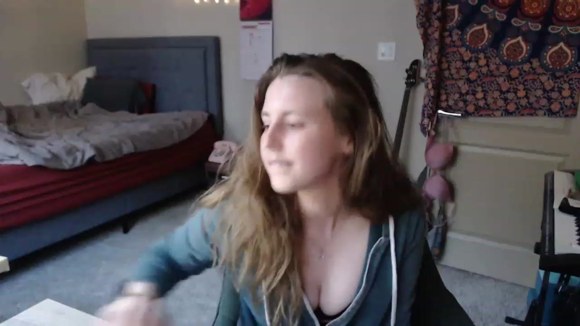 Gallery image thumbnail from Blake_Bardot's myfreecams stream on, 04/10/2023, 01:56 image 8 of 20