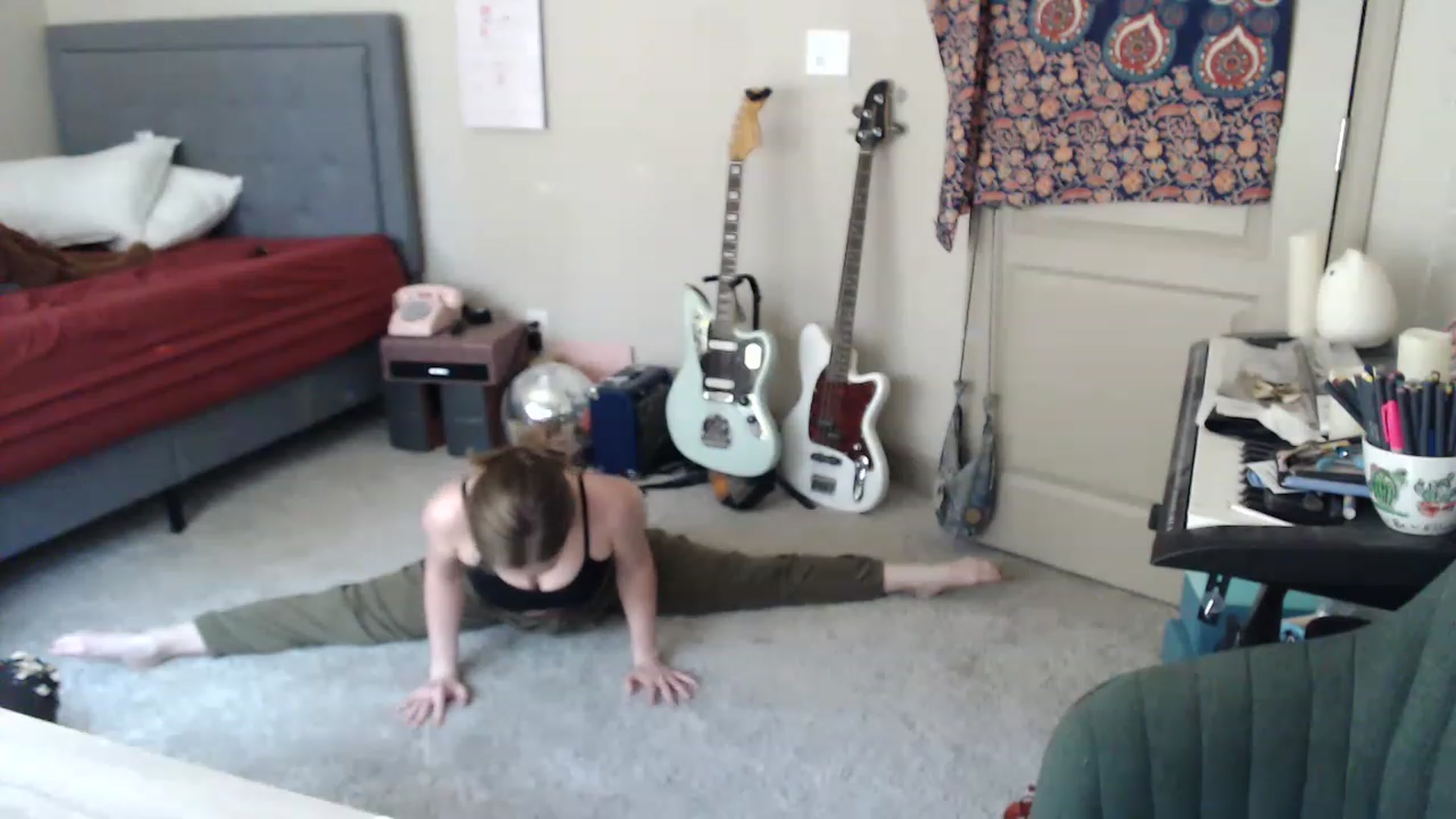 Gallery image thumbnail from Blake_Bardot's myfreecams stream on, 04/15/2023, 19:25 image 19 of 20