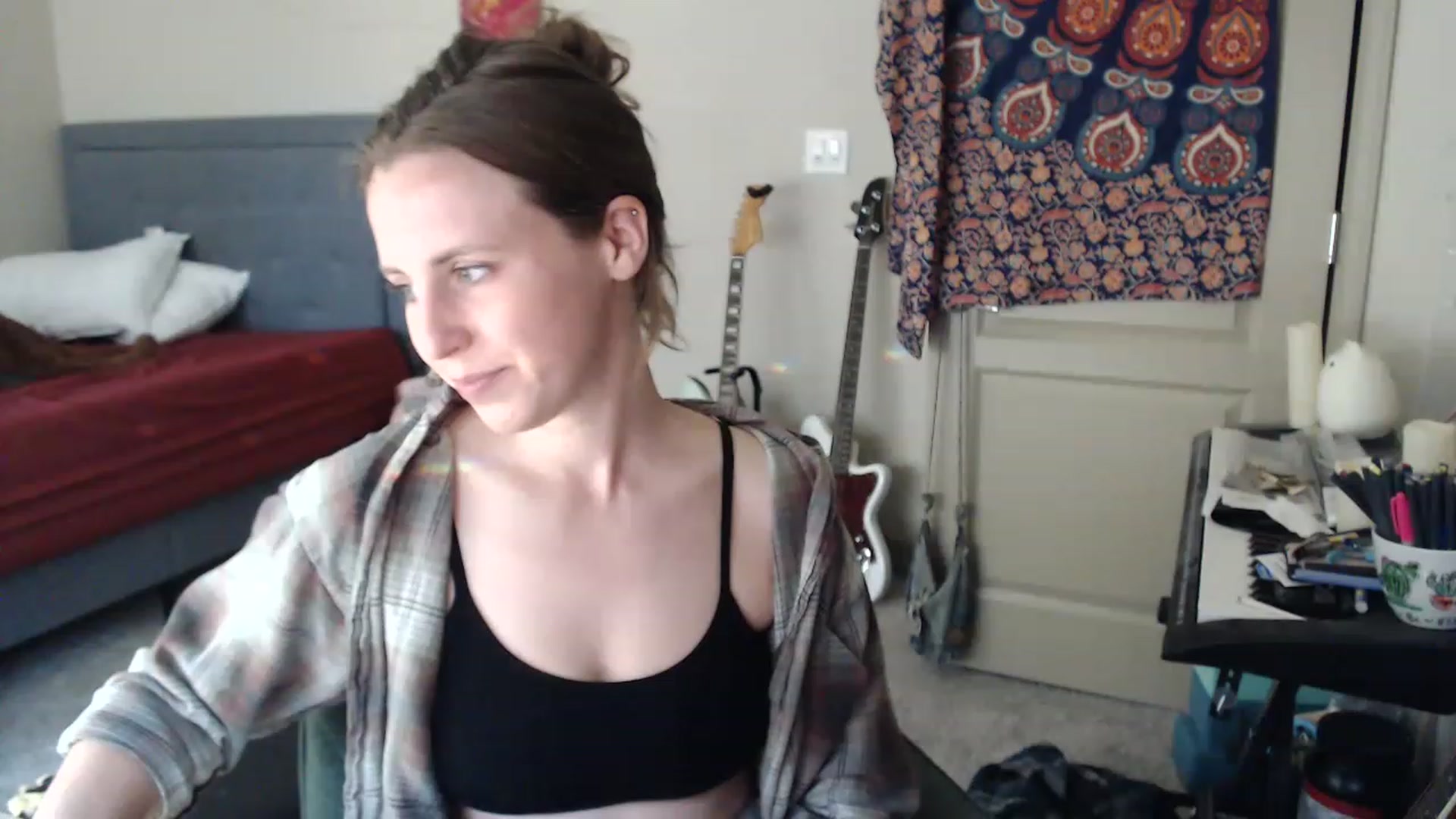 Gallery image thumbnail from Blake_Bardot's myfreecams stream on, 04/15/2023, 19:25 image 14 of 20