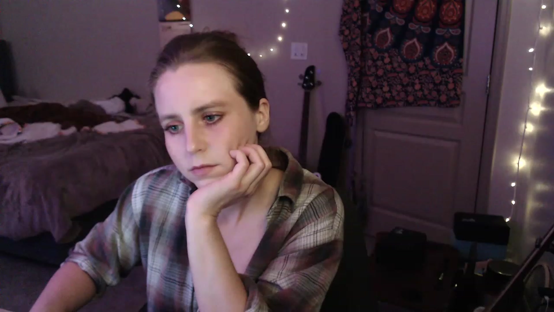 Gallery image thumbnail from Blake_Bardot's myfreecams stream on, 06/21/2023, 03:30 image 19 of 20