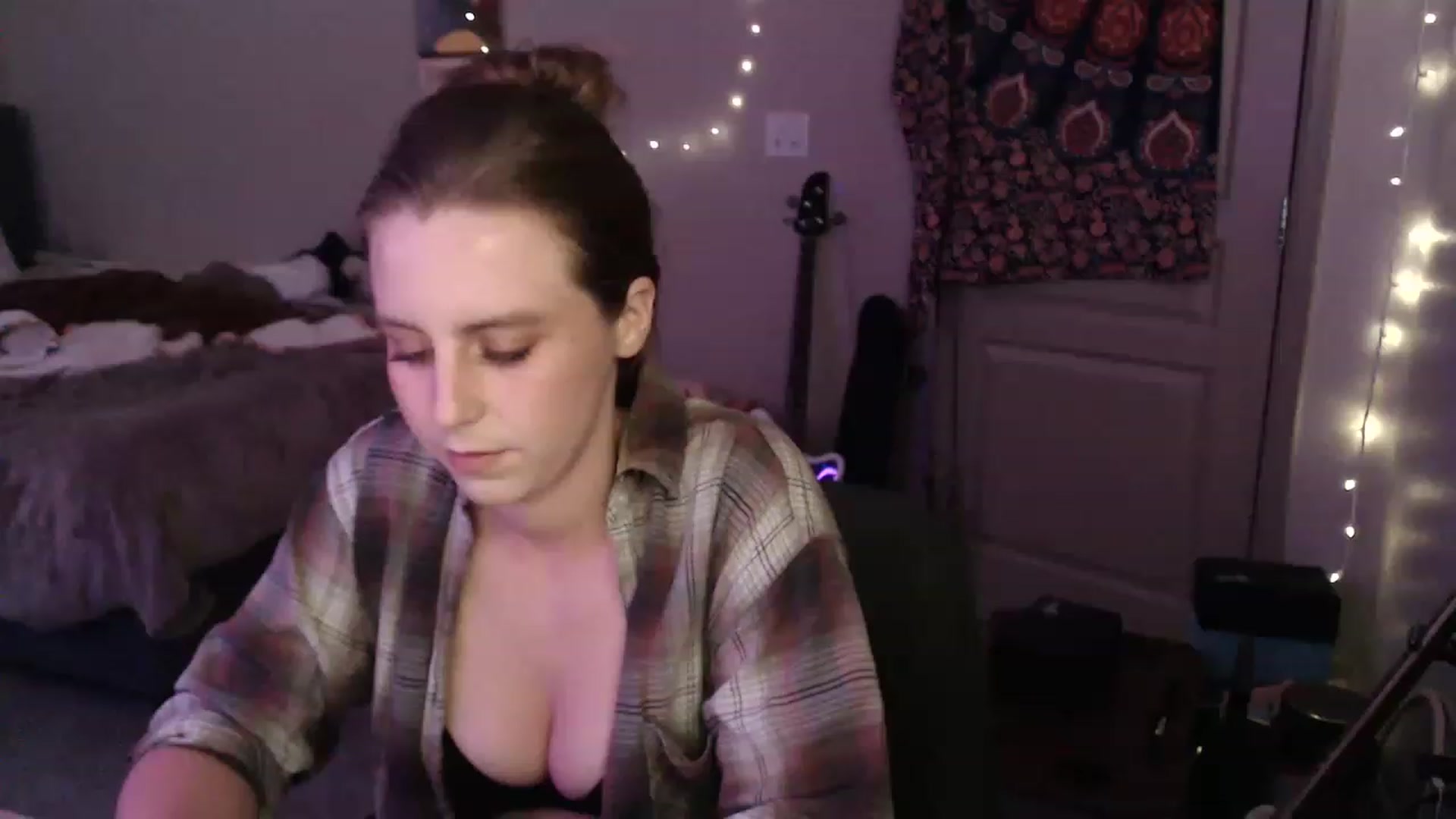 Gallery image thumbnail from Blake_Bardot's myfreecams stream on, 06/21/2023, 03:30 image 8 of 20