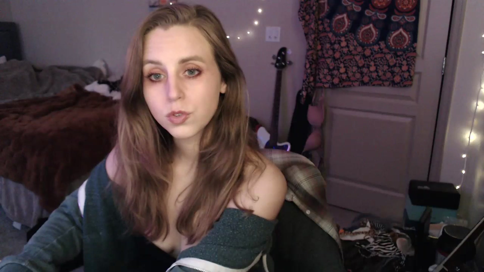 Gallery image thumbnail from Blake_Bardot's myfreecams stream on, 07/09/2023, 03:28 image 1 of 20