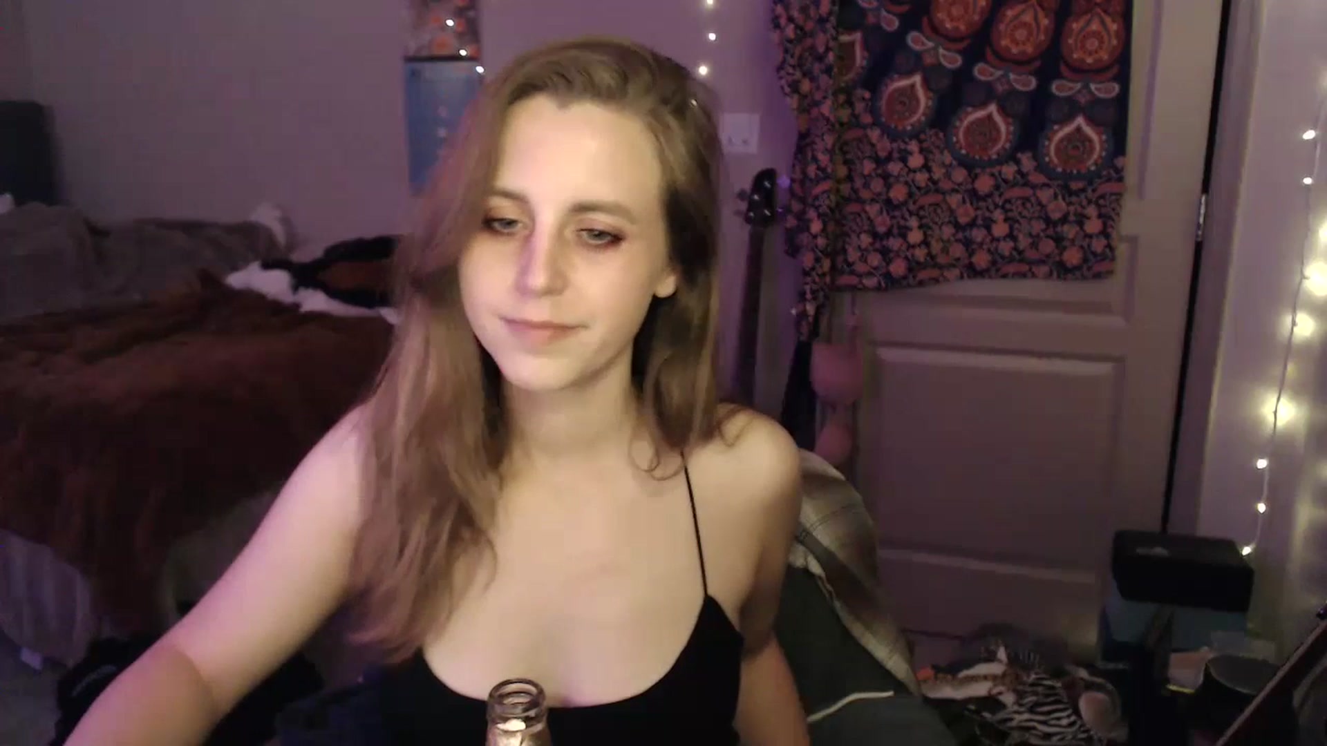 Gallery image thumbnail from Blake_Bardot's myfreecams stream on, 07/09/2023, 04:43 image 9 of 20