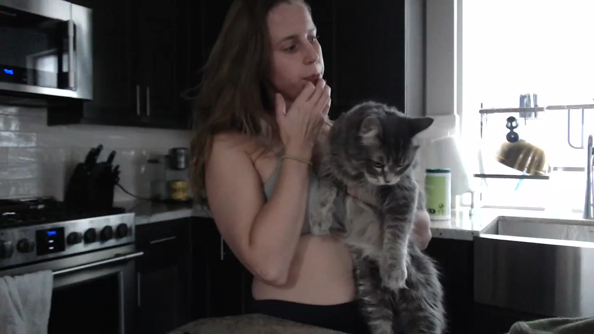 Gallery image thumbnail from Blake_Bardot's myfreecams stream on, 08/06/2023, 15:11 image 1 of 20