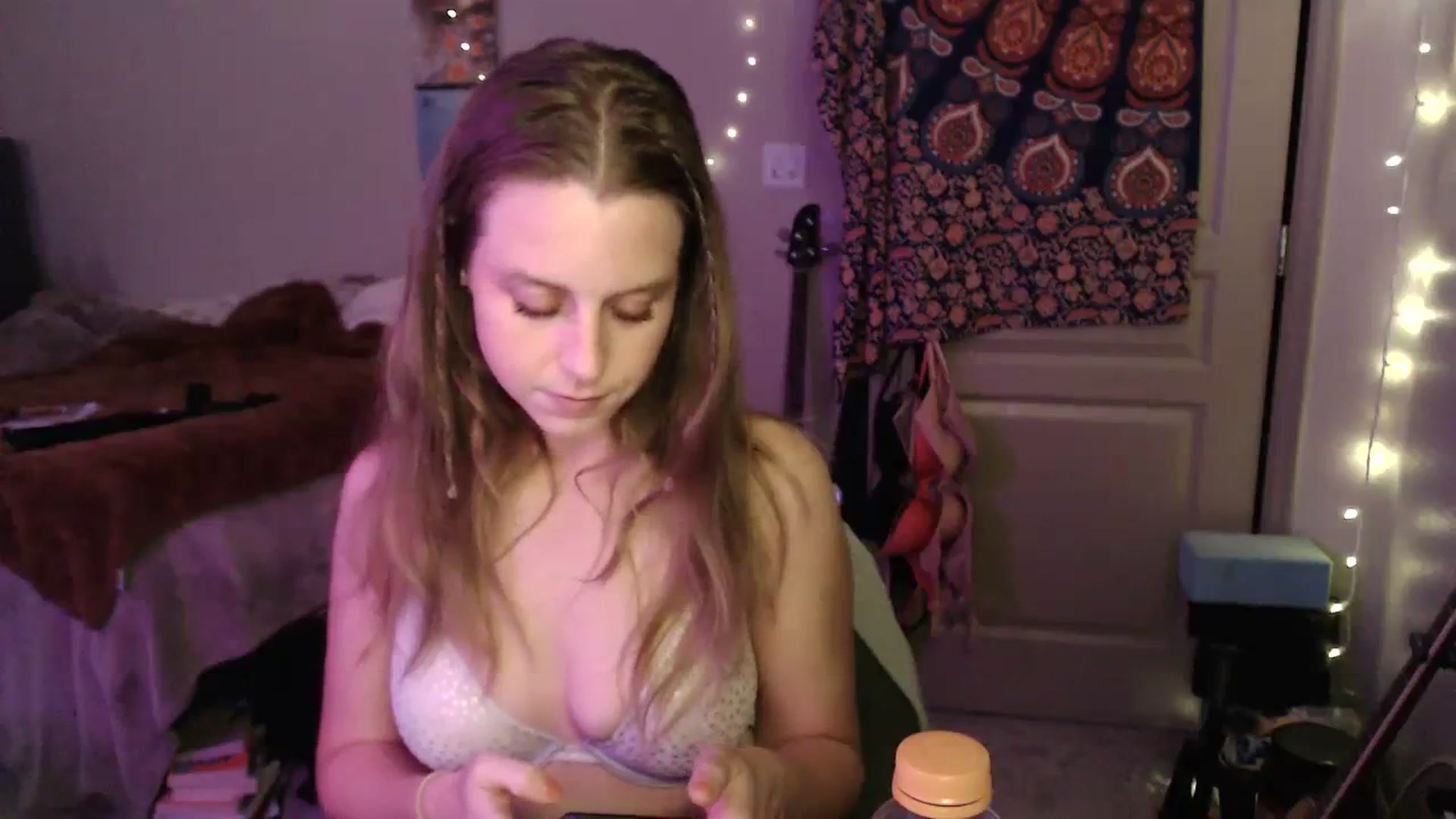 Gallery image thumbnail from Blake_Bardot's myfreecams stream on, 08/16/2023, 04:21 image 6 of 20