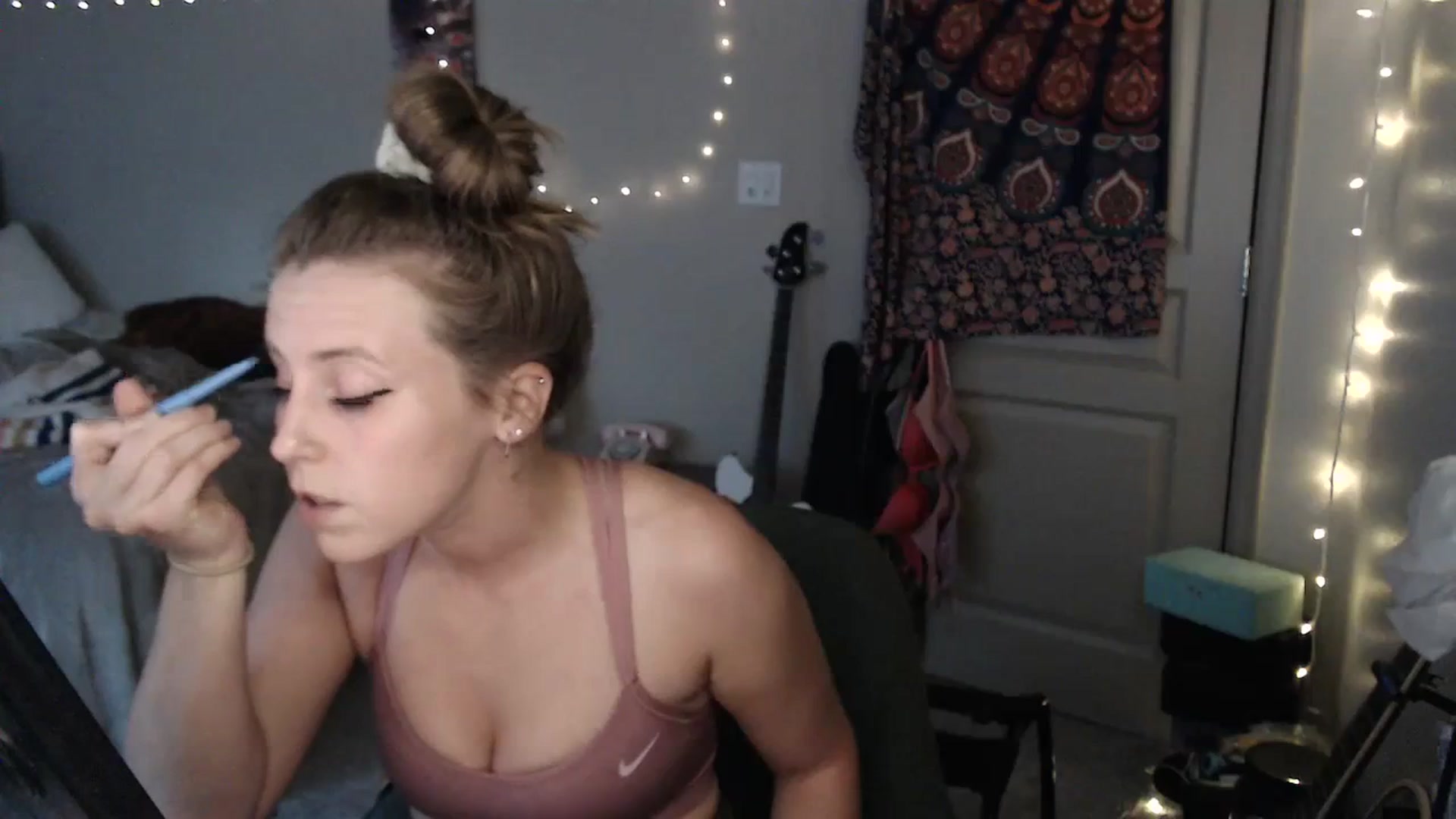 Gallery image thumbnail from Blake_Bardot's myfreecams stream on, 08/22/2023, 24:01 image 20 of 20