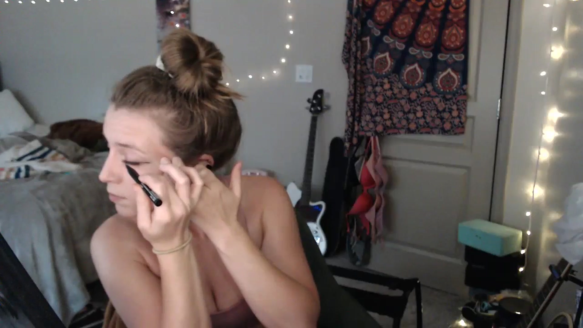 Gallery image thumbnail from Blake_Bardot's myfreecams stream on, 08/22/2023, 24:01 image 17 of 20