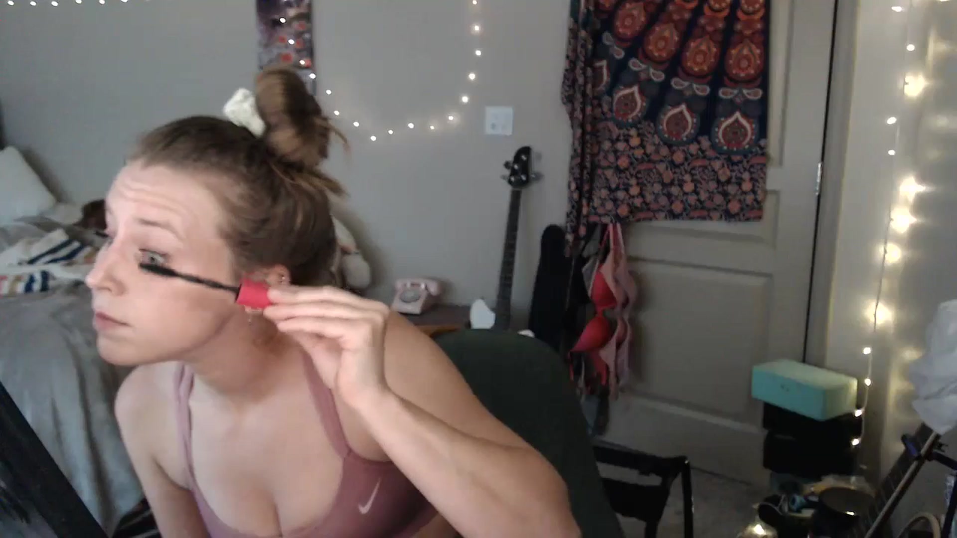 Gallery image thumbnail from Blake_Bardot's myfreecams stream on, 08/22/2023, 24:01 image 15 of 20