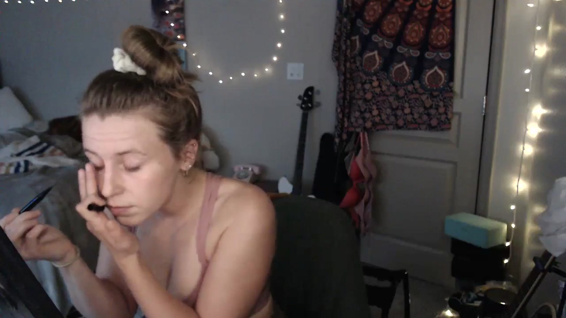 Gallery image thumbnail from Blake_Bardot's myfreecams stream on, 08/22/2023, 24:01 image 13 of 20