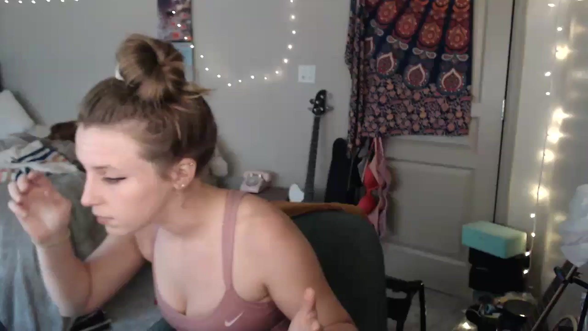 Gallery image thumbnail from Blake_Bardot's myfreecams stream on, 08/22/2023, 24:01 image 3 of 20