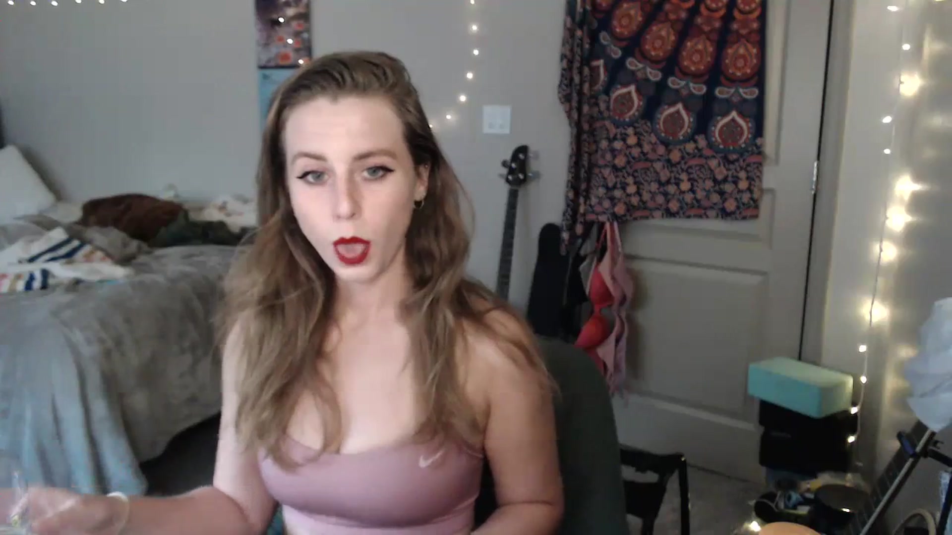 Gallery image thumbnail from Blake_Bardot's myfreecams stream on, 08/22/2023, 24:19 image 13 of 20