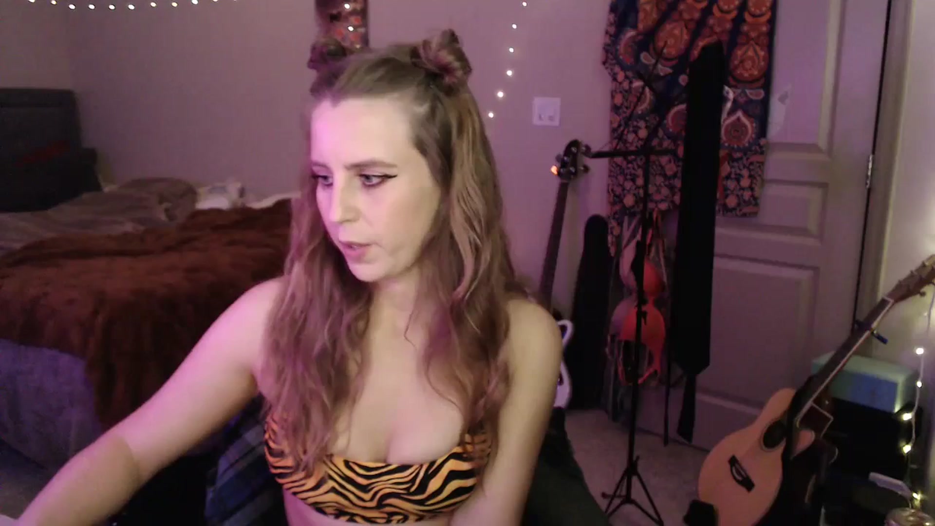 Gallery image thumbnail from Blake_Bardot's myfreecams stream on, 10/29/2023, 06:13 image 9 of 20