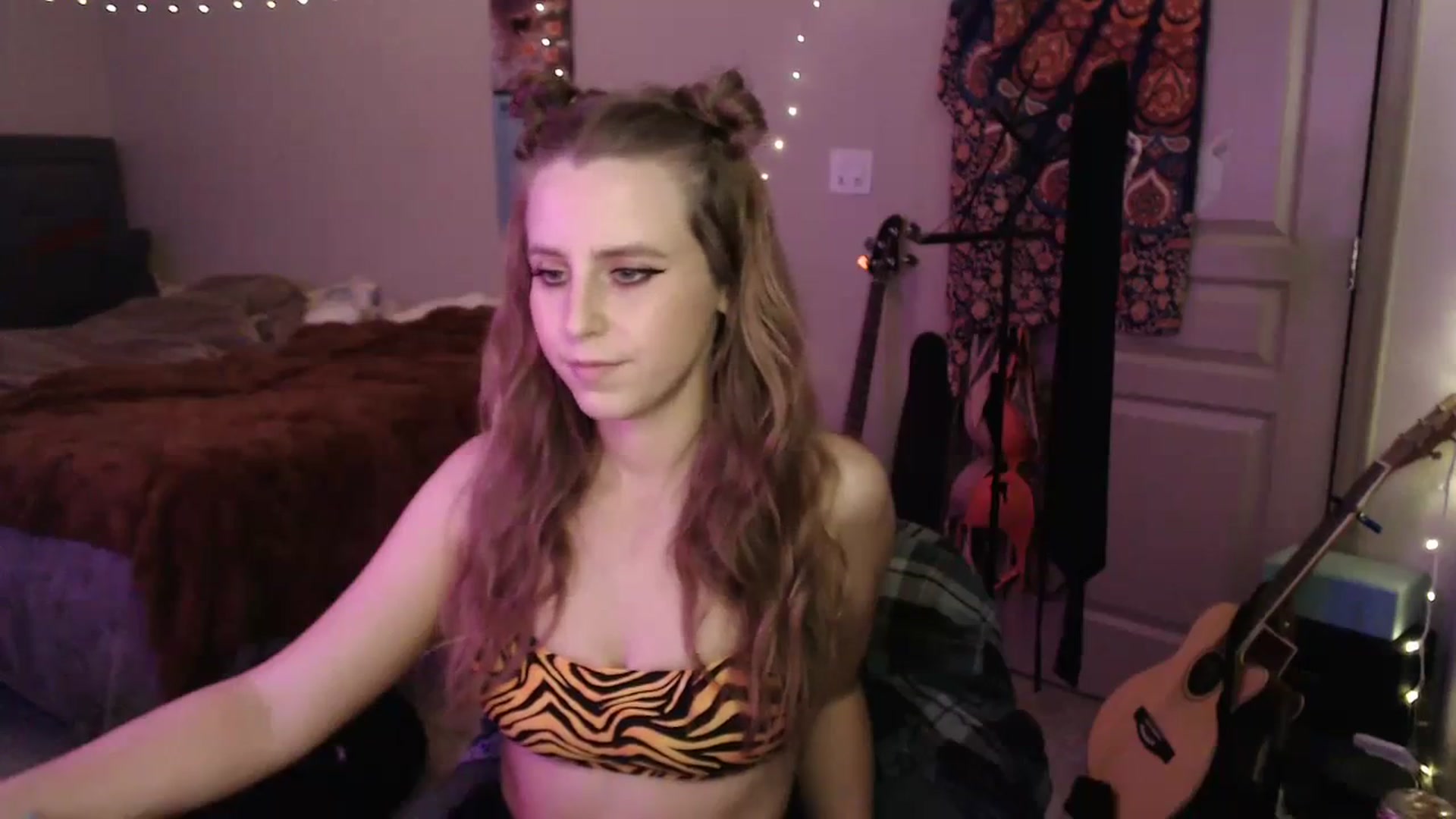 Gallery image thumbnail from Blake_Bardot's myfreecams stream on, 10/29/2023, 06:33 image 17 of 20