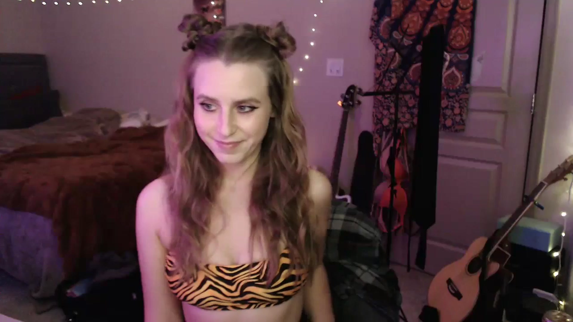 Gallery image thumbnail from Blake_Bardot's myfreecams stream on, 10/29/2023, 06:33 image 3 of 20