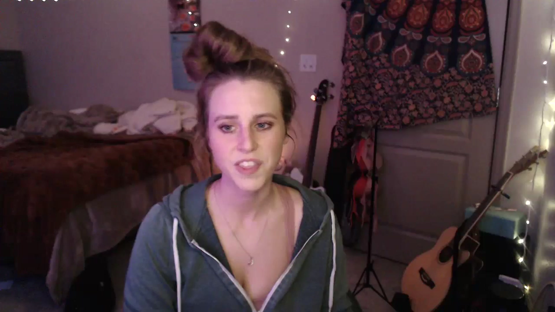 Gallery image thumbnail from Blake_Bardot's myfreecams stream on, 10/31/2023, 06:54 image 3 of 20