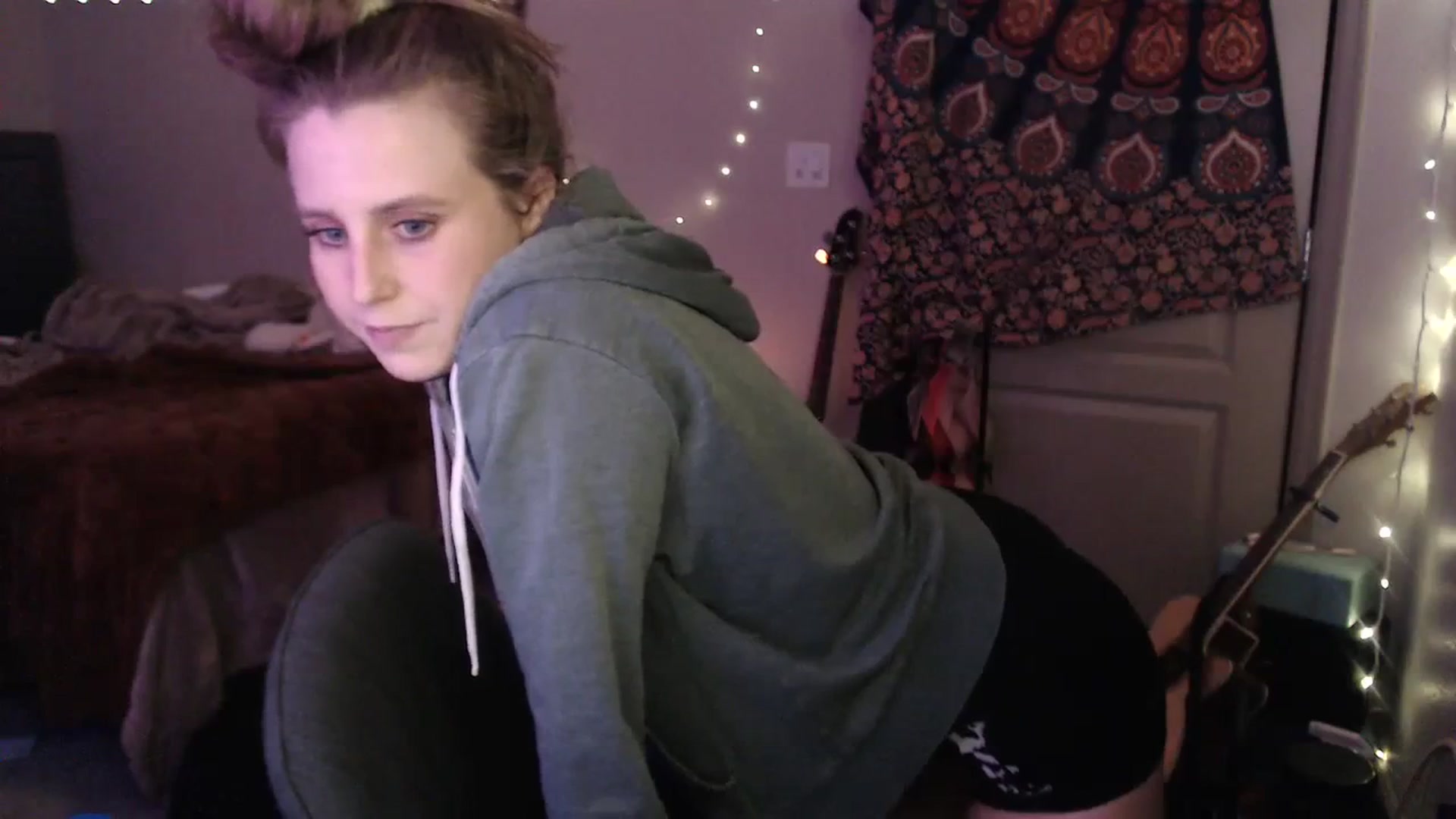 Gallery image thumbnail from Blake_Bardot's myfreecams stream on, 10/31/2023, 06:54 image 14 of 20