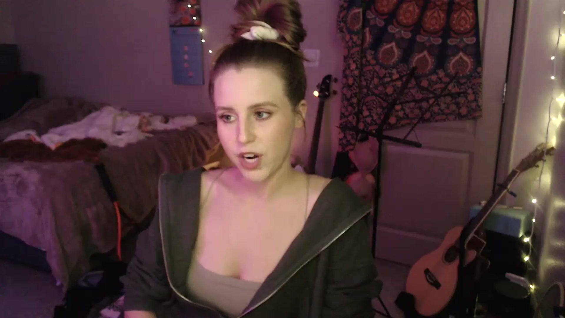Gallery image thumbnail from Blake_Bardot's myfreecams stream on, 11/08/2023, 24:58 image 10 of 20