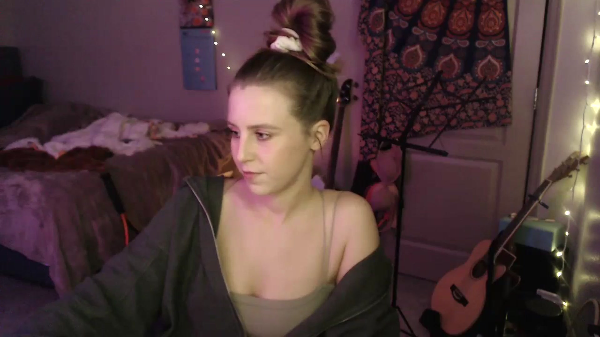 Gallery image thumbnail from Blake_Bardot's myfreecams stream on, 11/08/2023, 24:58 image 3 of 20