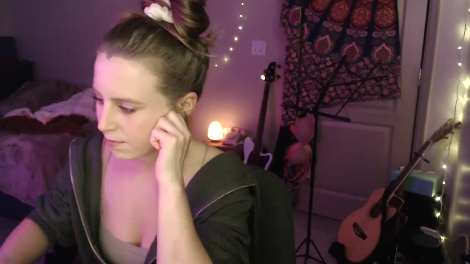 Gallery image thumbnail from Blake_Bardot's myfreecams stream on, 11/08/2023, 24:58 image 6 of 20